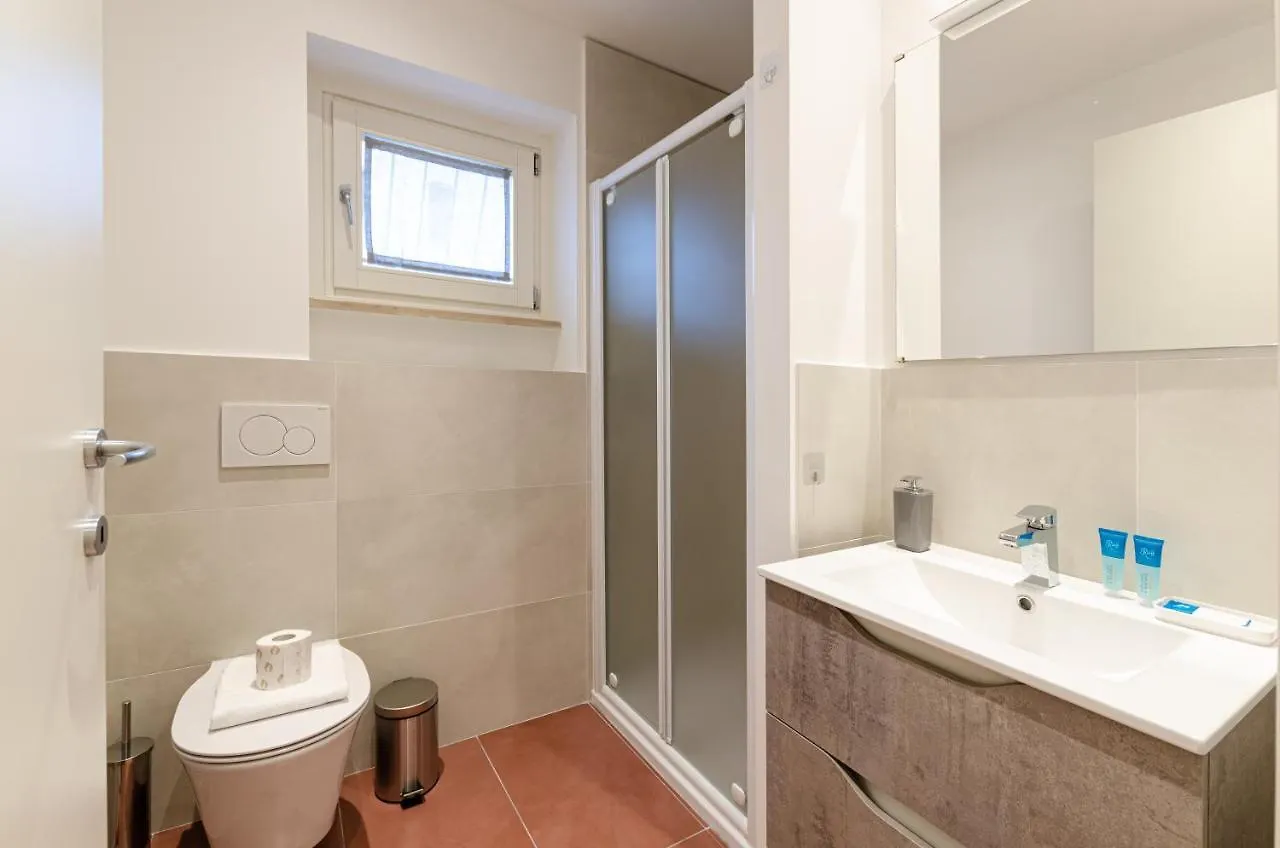 Velasquez Apartments - B - San Siro Milano